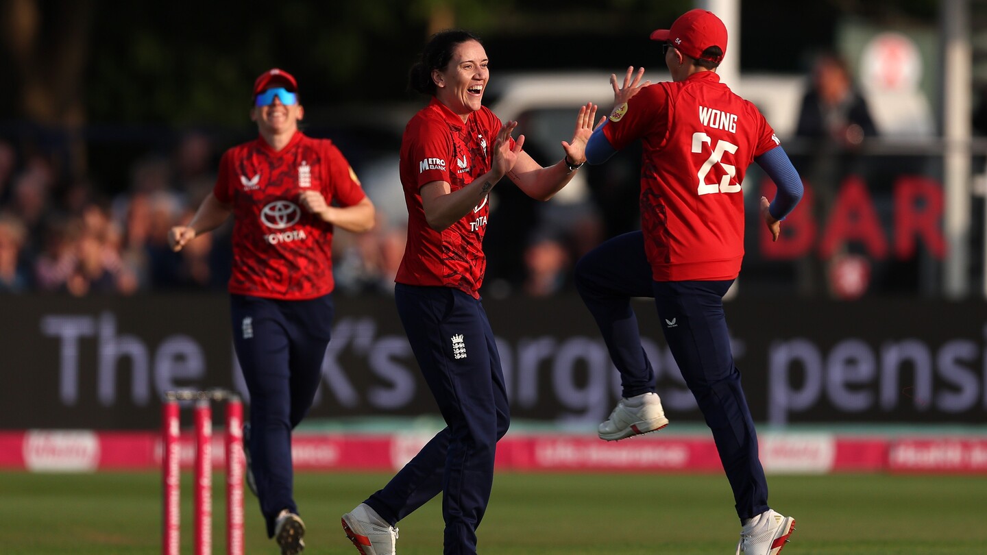 England Women seal IT20 Series against the West Indies